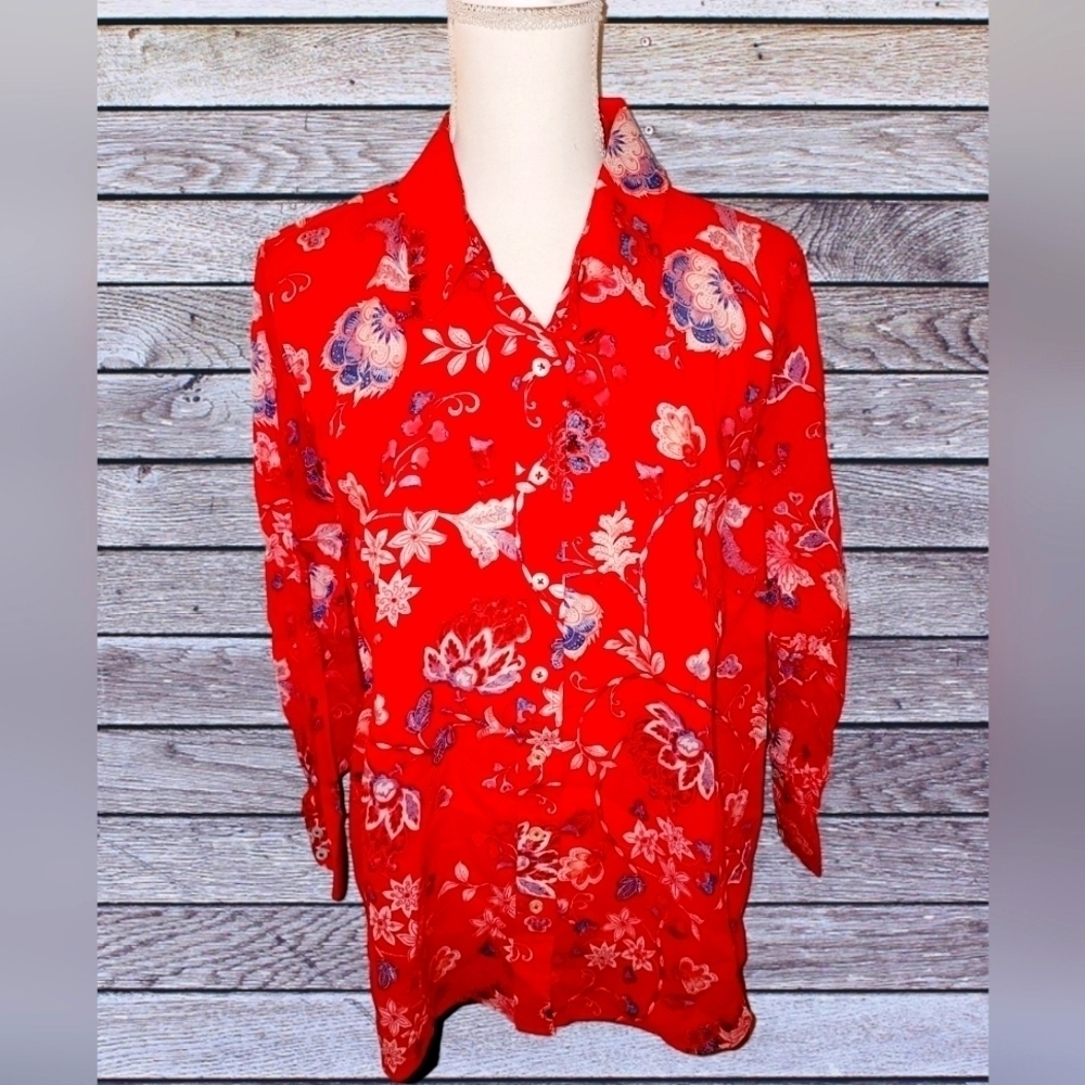 TALBOTS PETITE LIGHT WEIGHT SHIRT